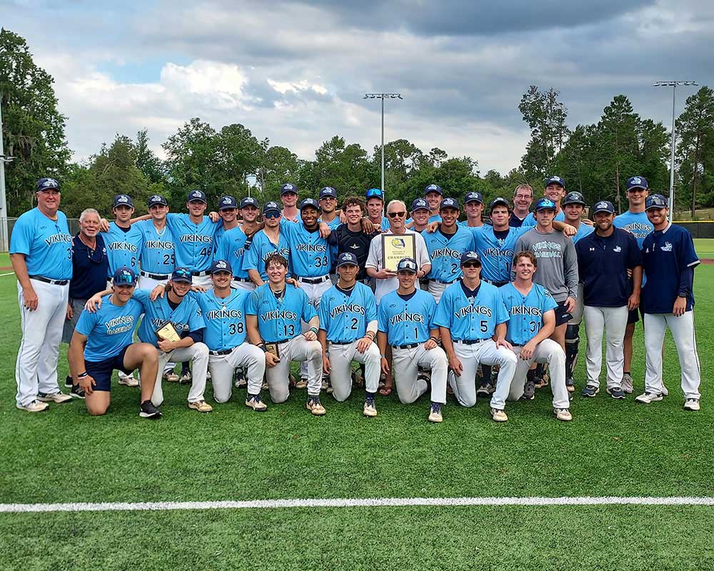 Vikings team photo baseball