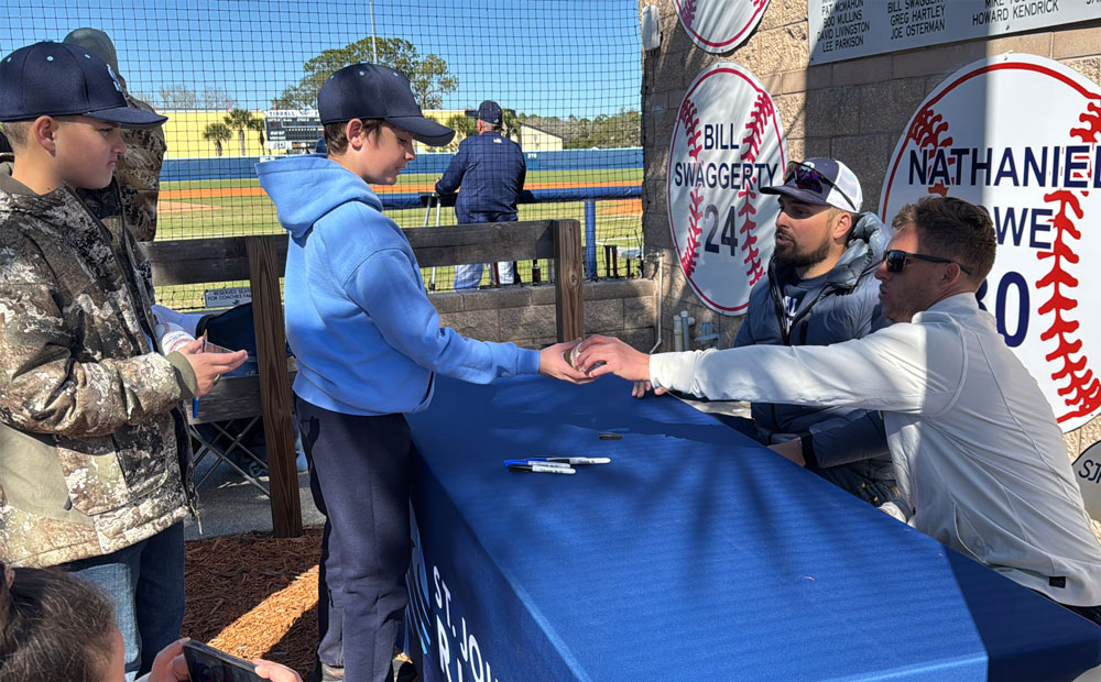 Babe Ruth team autographs with Lowe and Straw